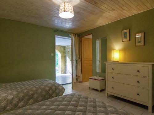 Beautiful Villa With Private Pool In Masclat