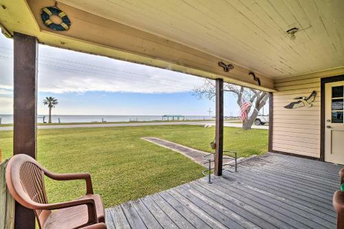 Rustic Getaway With Grill - On San Antonio Bay!