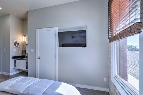 Apartamento Sleek, Newly Updated Downtown San Marcos Apt!
