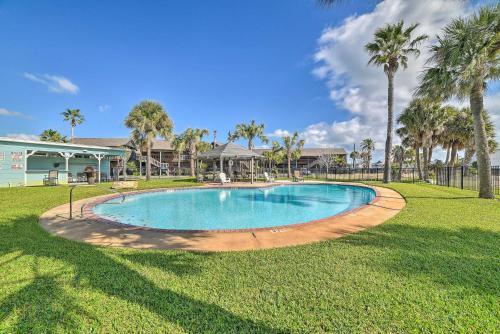 Apartamento Stylish Allegra Isles Escape With Pool Access!