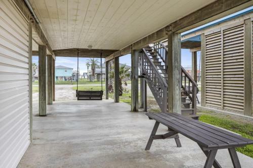 New Stunning Beach House With Grill&views