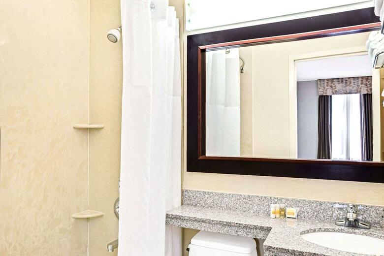 Hotel Days Inn - Long Island City