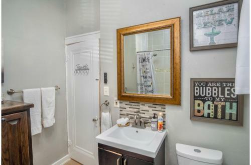 Stunning 3 Br Home Near Dt Alamodome - Riverwalk