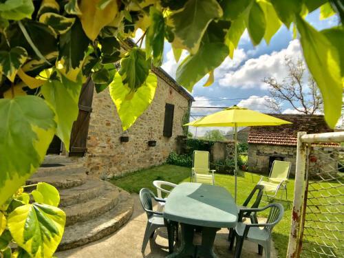 G�te Du Vigneron Au Pays De Padirac