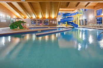 Hotel Americinn Lodge & Suites Munising