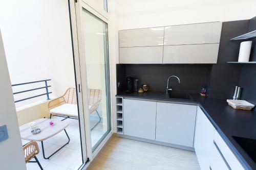 Apartamento Sublime 2 Pi�ces Dans Le Carr� D?or de Menton