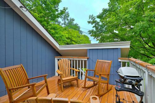Chalet At The Base Of Okemo Mountain