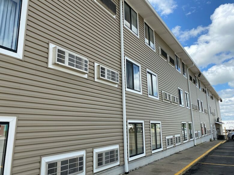 Motel Oak Grove Inn