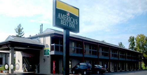 Hotel America's Best Inn & Suites