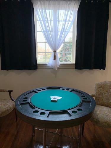 Sweet Apartment, Next To Randolph College