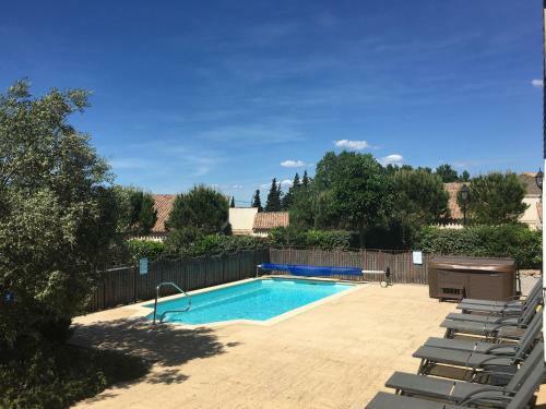 Welcoming Villa With Pool In Montburn-des-corbieres