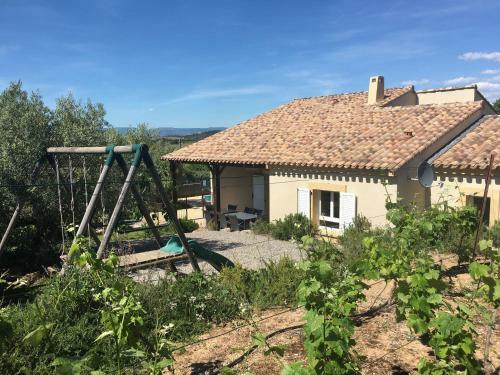 Welcoming Villa With Pool In Montburn-des-corbieres