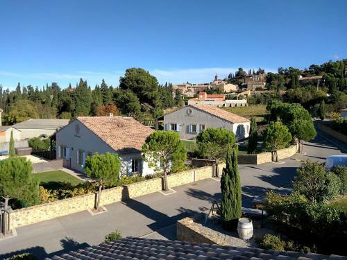 Welcoming Villa With Pool In Montburn-des-corbieres