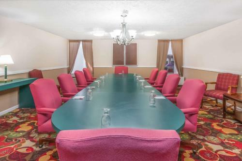 Hotel Ramada Grayling