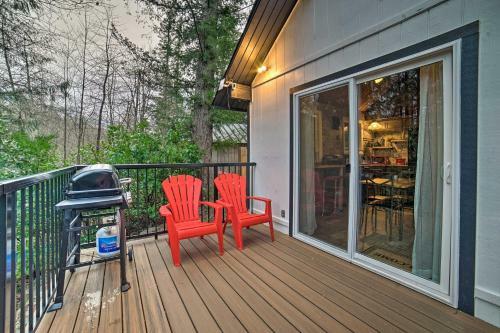 Quiet Cabin Hideaway About 4 Mi To Wallace Falls!