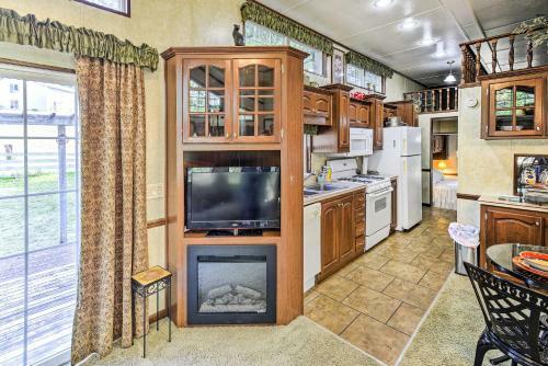 Cozy Gig Harbor Cottage, 2 Mi To Case Inlet!