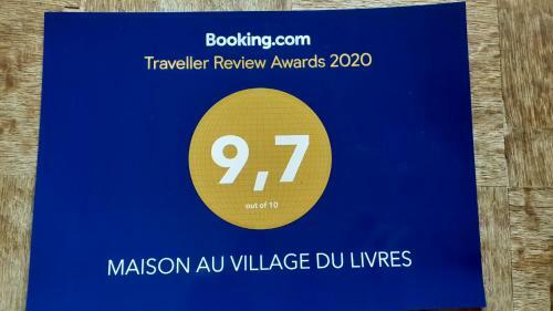 Maison Au Village Du Livre