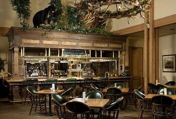 Hotel Grouse Mountain Lodge
