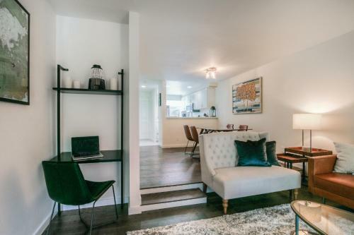 Moon River Suites #5