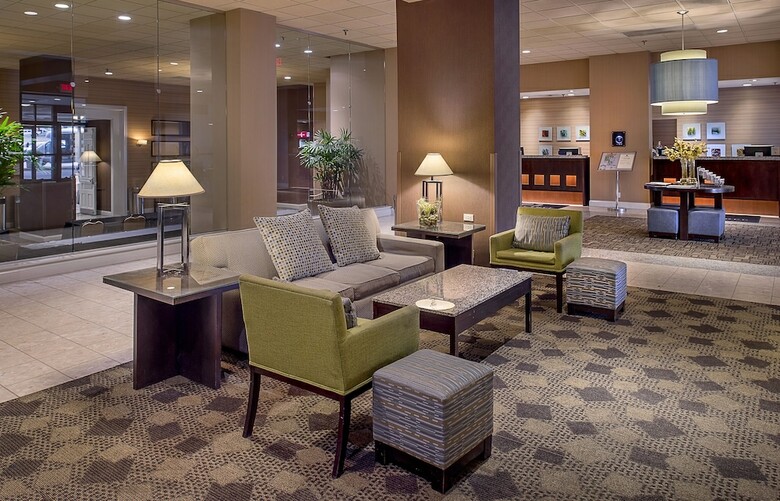 Hotel Doubletree By Hilton St. Louis At Westport