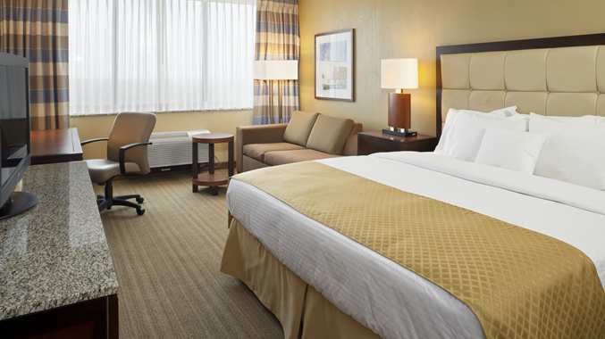 Hotel Doubletree By Hilton St. Louis At Westport