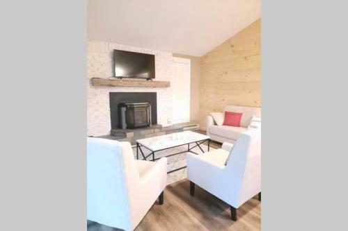 Comfort At The Woods-trendy Cabin