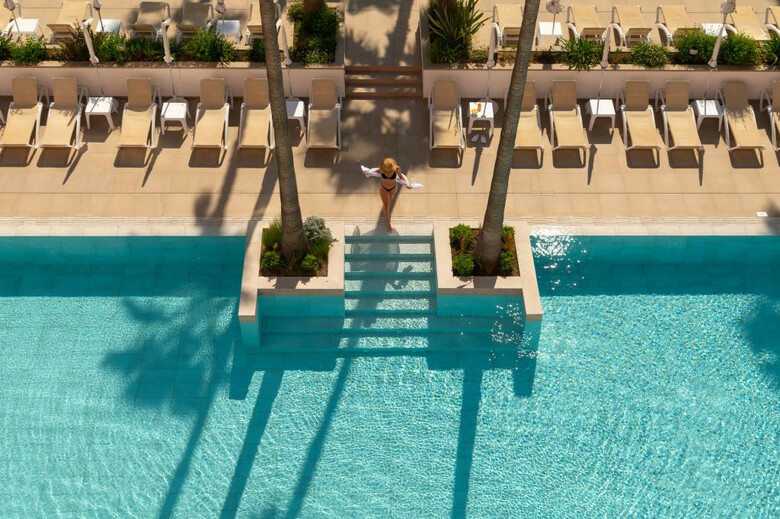 Aqua Hotel The Breeze & Spa - Adults Only (+18)
