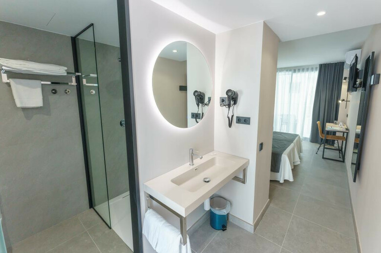 Hotel Dwo Les Palmeres