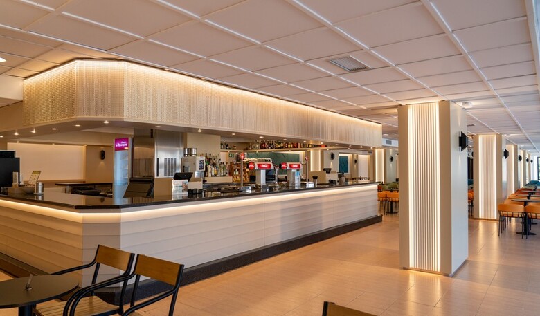 Hotel H Top Jadhe