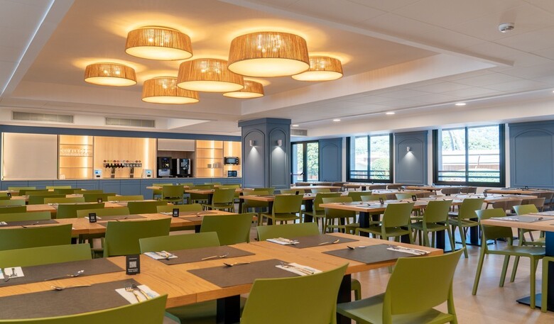 Hotel H Top Jadhe