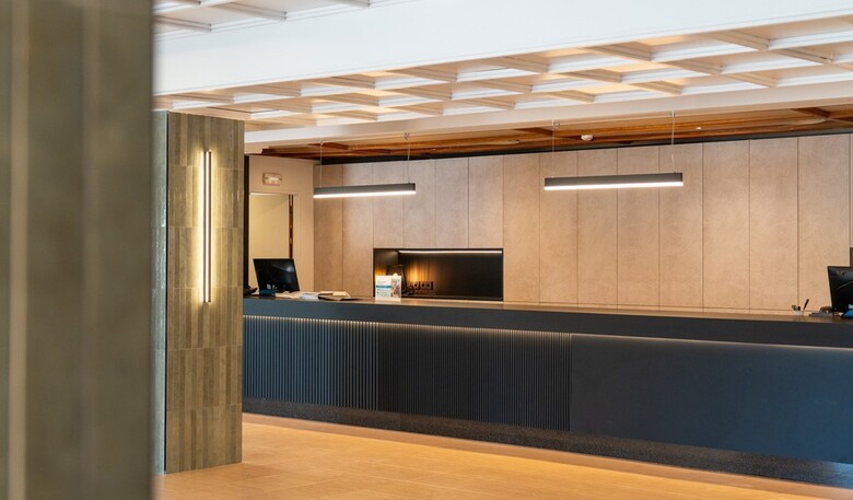 Hotel H Top Jadhe
