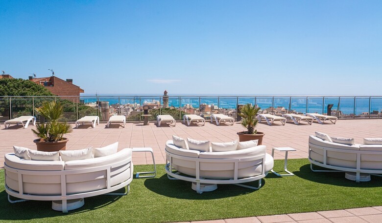 Hotel H Top Jadhe