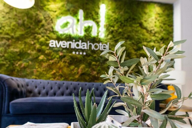 Avenida Hotel Almer�a