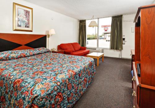 Hotel Red Carpet Inn - Louisville