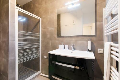 Maison Avec Cour Priv�e Face � La Gare De Nancy