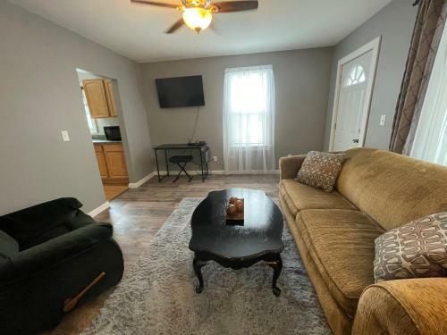 Good Knight Inn - Cozy Home Close To Fun Activities