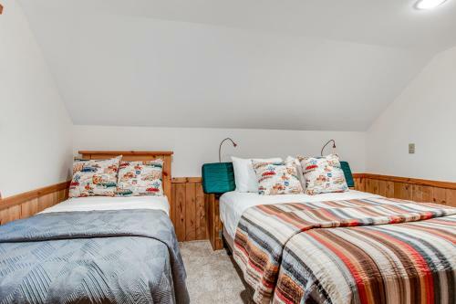 Cranberry Cove Lodge