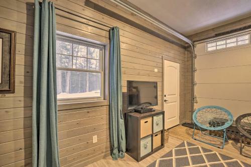 Inviting Anglers Abode With Grill And Rv Hookups