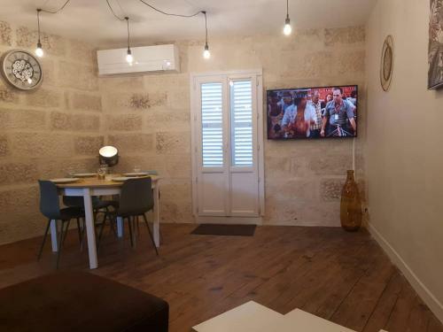 Apartamento C�t� R�tro - Centre Ville - Unique - 2mn Gare