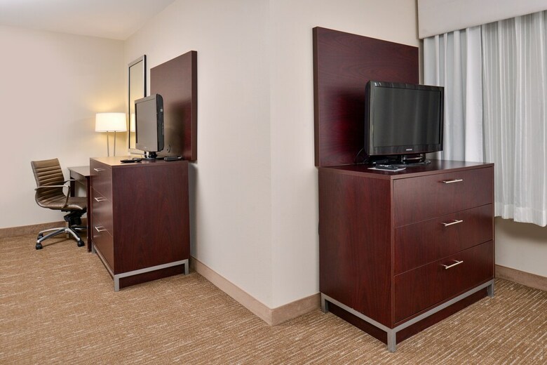 Holiday Inn Express Hotel & Suites Lafayette