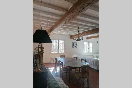 Grande Maison - Piscine. Proche Camargue-c�vennes