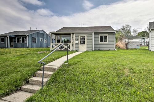 Bright And Updated Getaway With Furnished Patio!