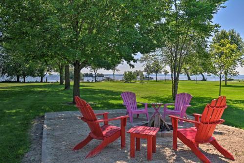Lake Winnebago Getaway With Waterfront Family Fun!