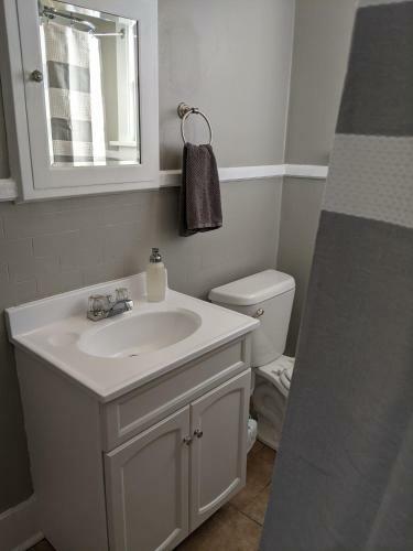 Apartamento The Lewis House-upper Level-a Peaceful Spot!