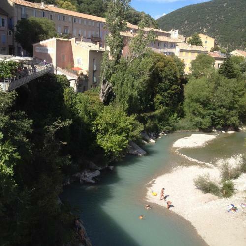 Apartamento Nyons Centre Appart#2: Balcon, Jardin, Plage