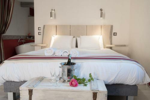 Hostal Le Mas Des Colombes