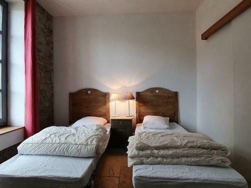 Pleasant Apartment In Olonzac Near Lakebeach