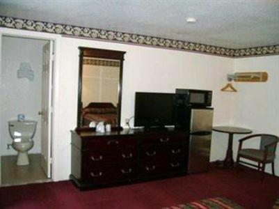 Motel Passport Inn & Suites Chaplin