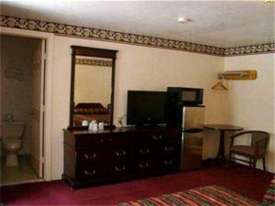 Motel Passport Inn & Suites Chaplin
