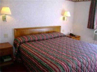 Motel Passport Inn & Suites Chaplin